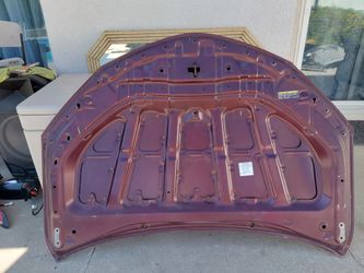 2014 - 2019 TOYOTA COROLLA HOOD PANEL ORIGINAL USED OEM. L