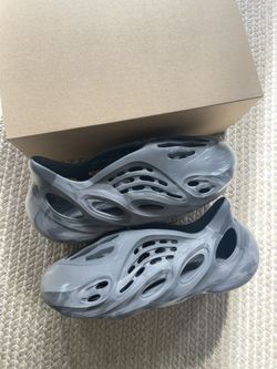 Yeezy Foam Runner MX Granite Size 7 And 13