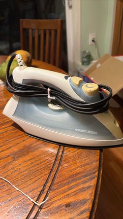 Clothes iron