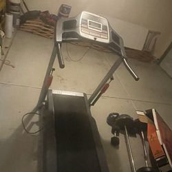 Treadmill  Pro Form Xt90