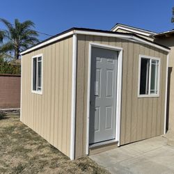 10x12 Custom Shed / Office / Bedroom