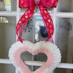 Yarn Heart Wreath Door Decor 