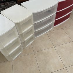 Sterilite 3 Drawer Stackable Storages Lot of 4 