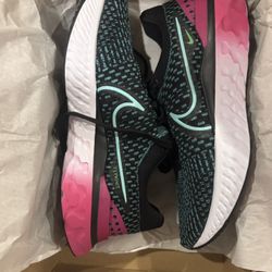 Women’s flyknit Infinity Run 3