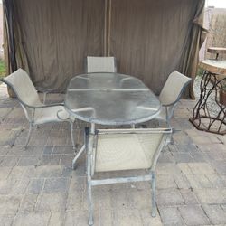 Outdoor Table With 4 Chairs