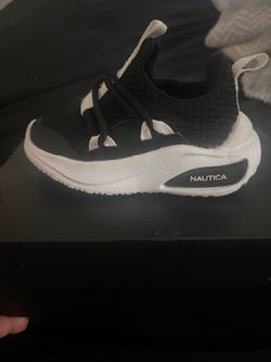 Nautica Runners infant size 5