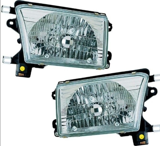 Toyota 4Runner Headlights Brand New Model 99-02