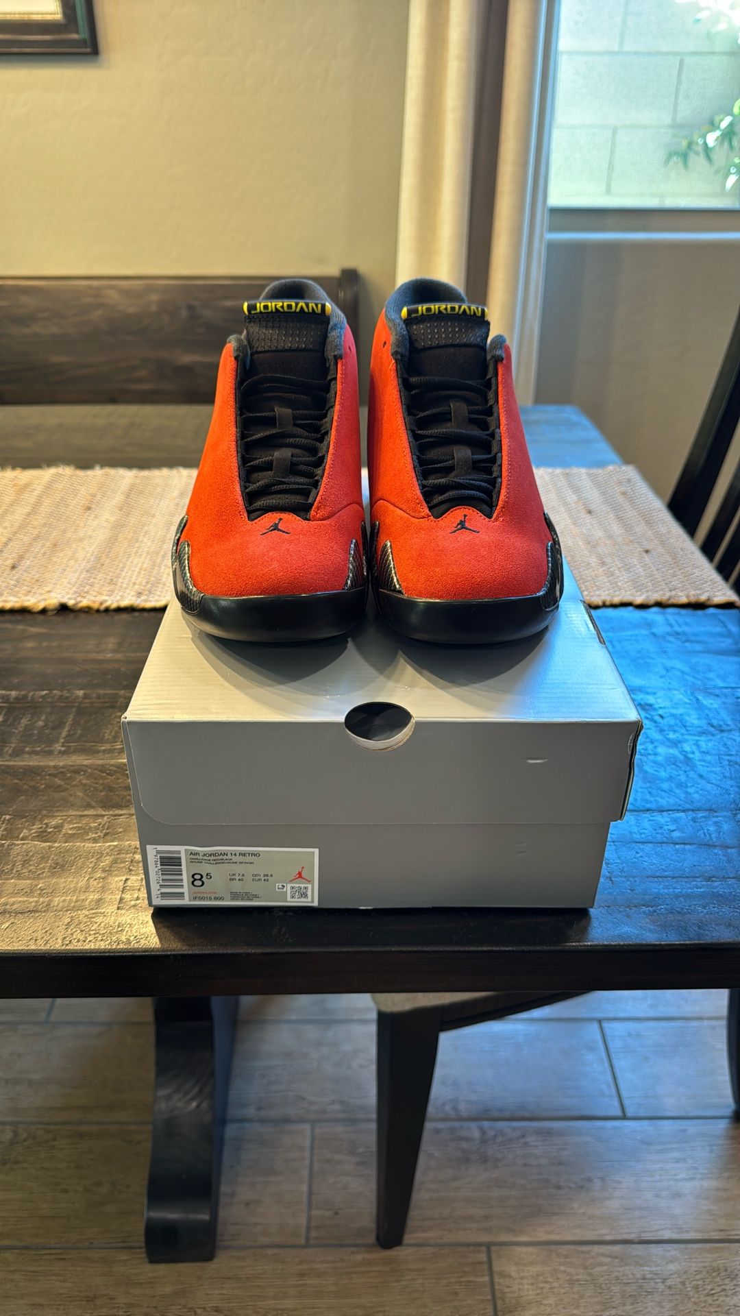 Jordan 14 Retro Ferrari Size 8.5 Men’s