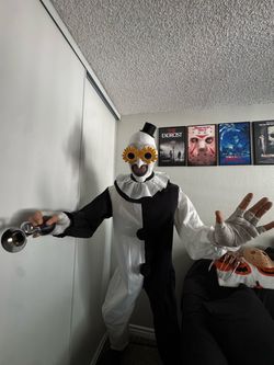 Art the Clown animatronic