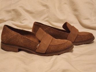 TOMs Textured Loafers Sz8