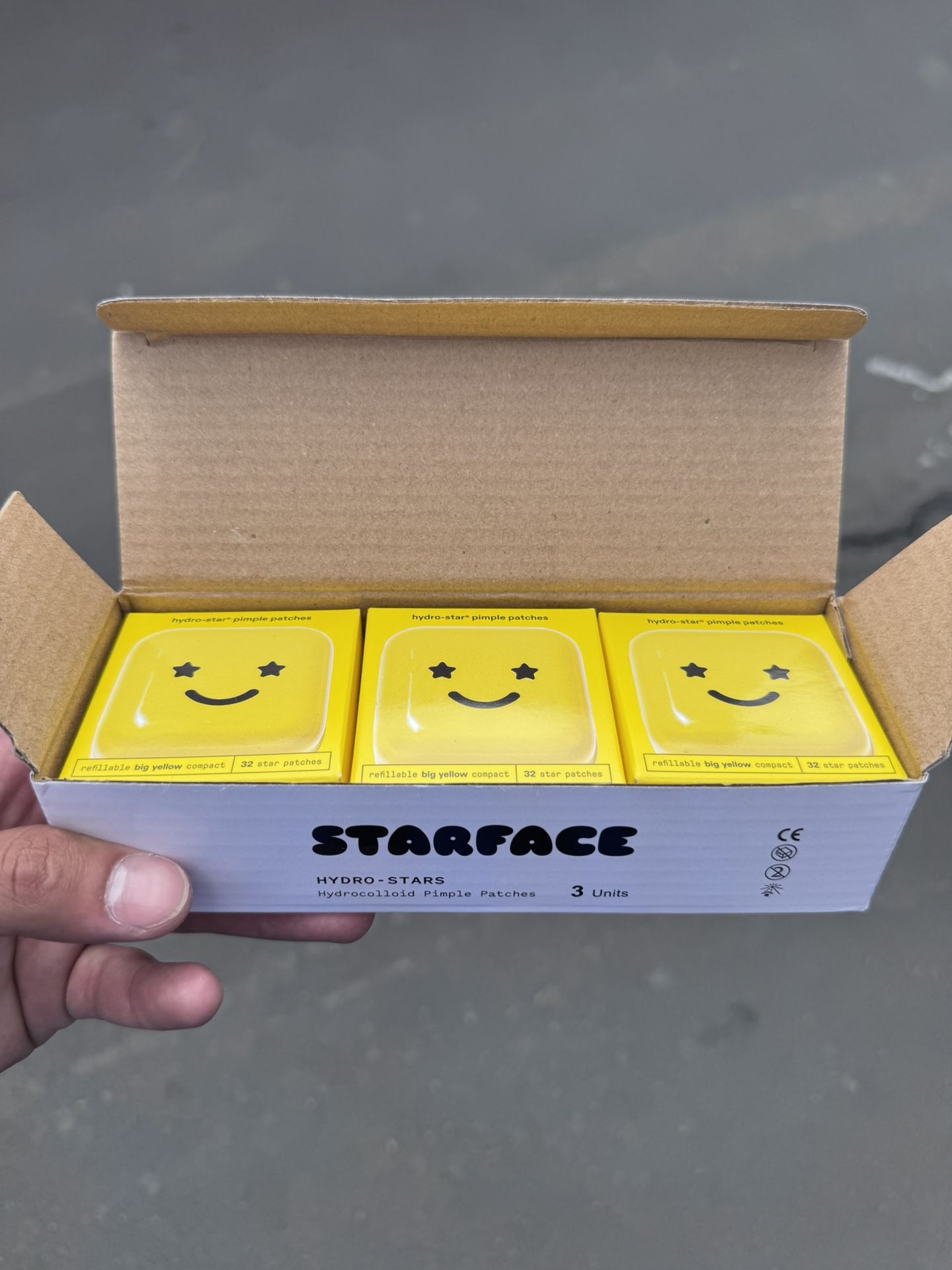 Starface pimple patches 