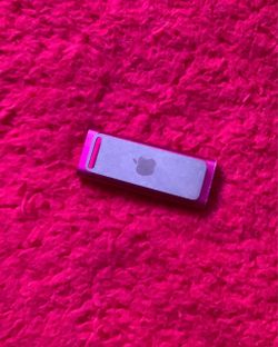 Pink iPod Shuffle Gen 3