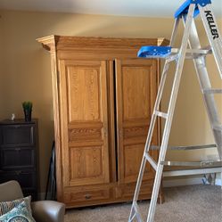 Armoire Antique 