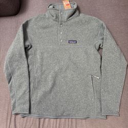 Women’s Patagonia Lightweight Sweater Pullover Size S