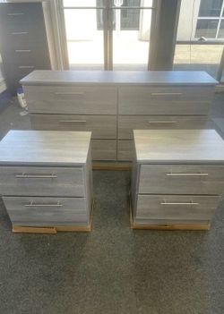 DRESSER AND TWO NIGHTSTANDS