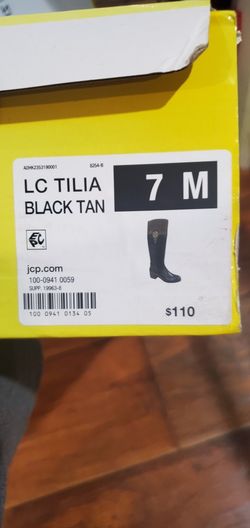 Brand New Liz Claiborne  Memory Foam Size 7