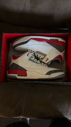 Jordan 3 Fire Red (9.5)