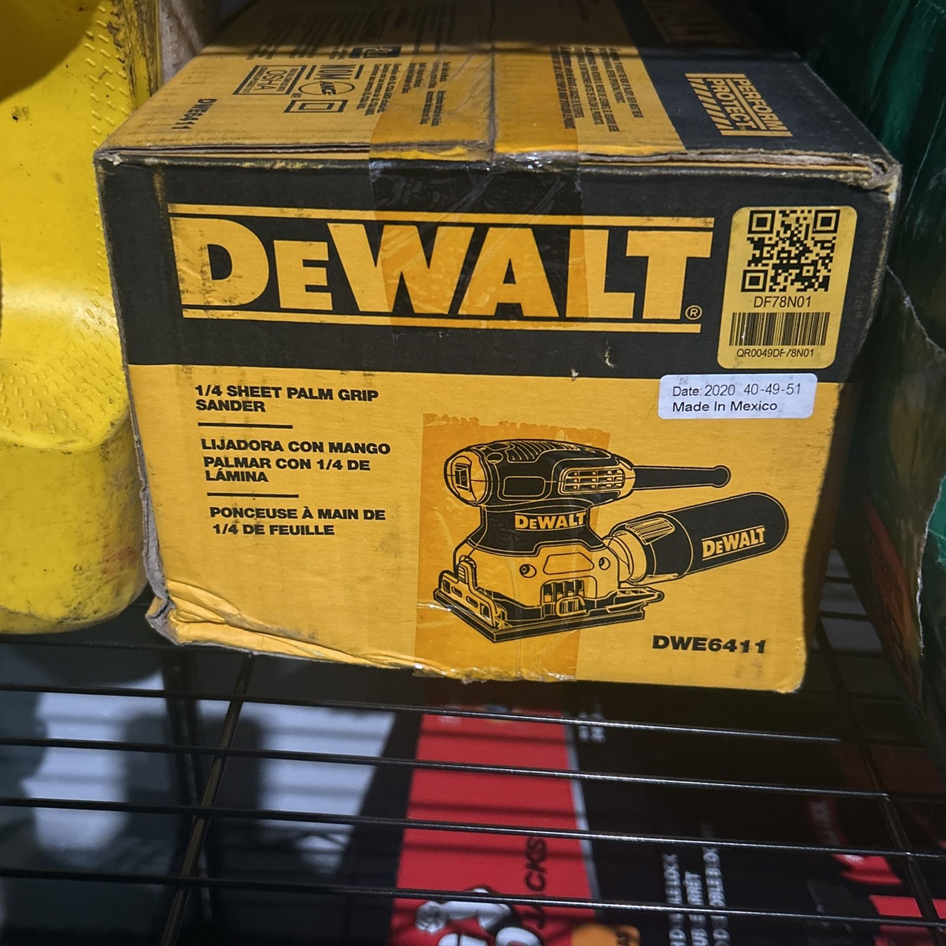 Dewalt Palm Grip Sander