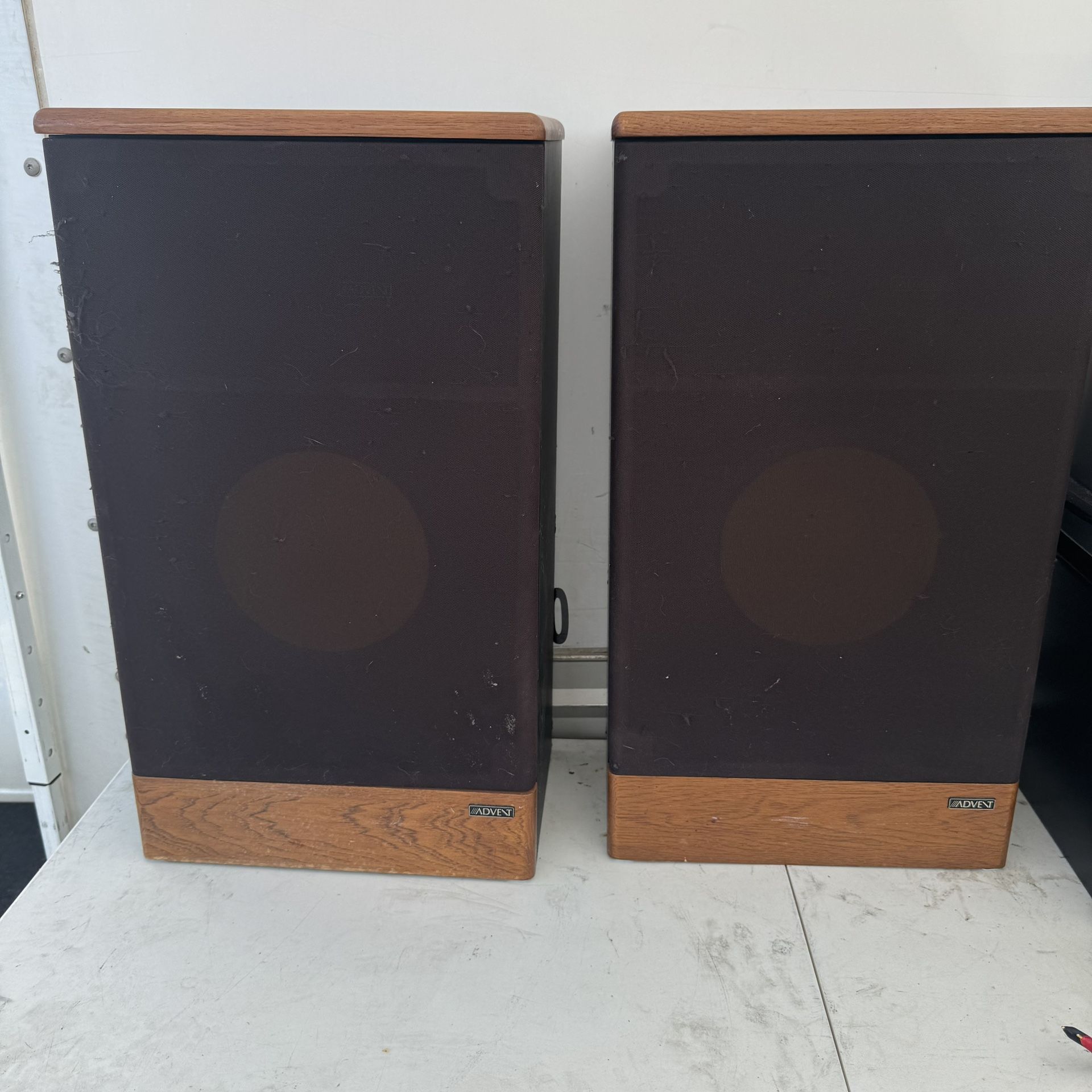 Amazing Advent Speakers Mod# 85-951-109