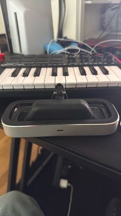 Ray Ban Meta Charging Dock