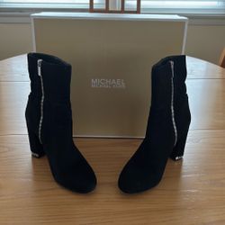 Michael Kors Bootie