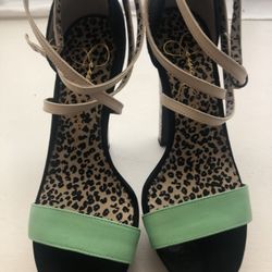 Jessica Simpson heels