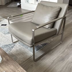 Beautiful Lounge Chair