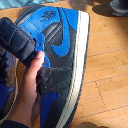 Size 12 Jordan 1's 
