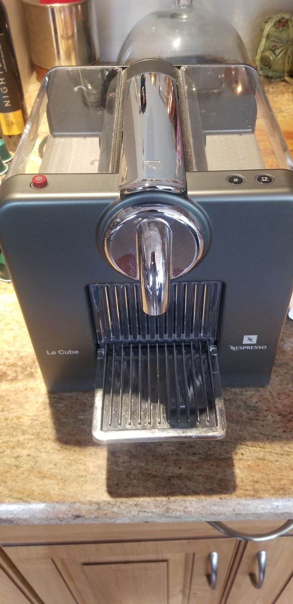 Nespresso Le Cube