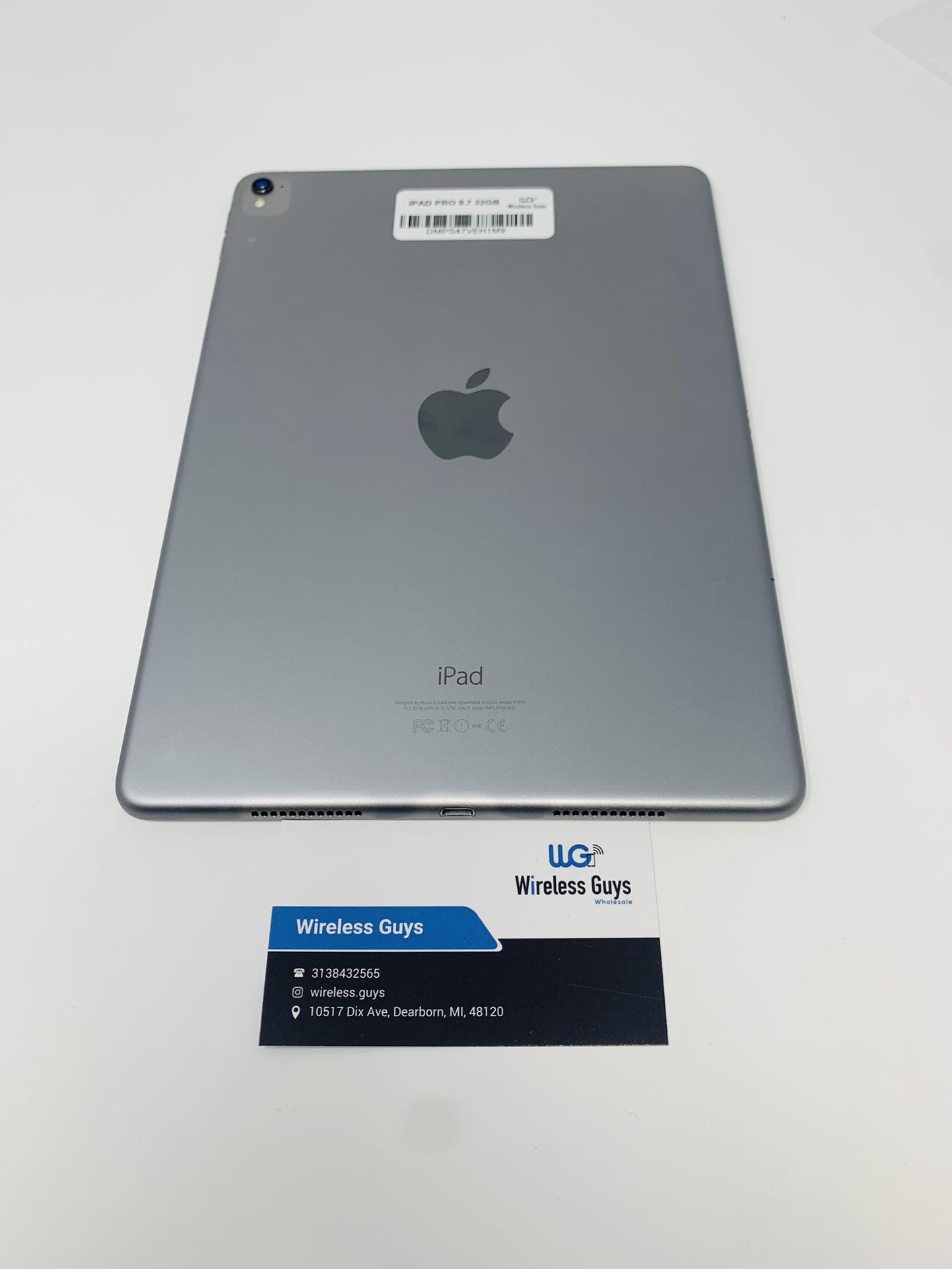 Holiday Sale ipad Pro 9.7 32GB
