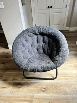 Pottery Barn Cozy Lounge Chair – Excellent Condition