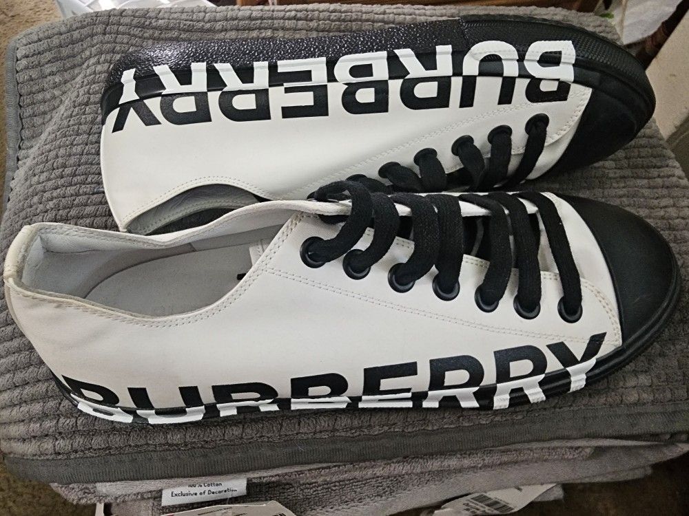Burberry Shoes