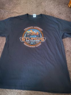 Sturgis Men XL 2010 Motorcycle Rally 70th Anniversary T-Shirt