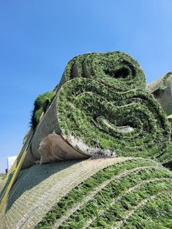 Artificial grass Used