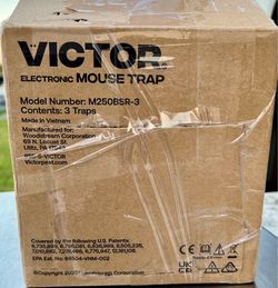 Victor Humane Mouse Traps Indoor for Home - No Touch Electric Traps. Set reusable.