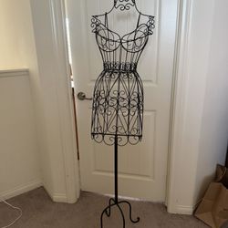 Clothes Mannequin 