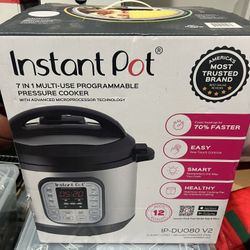 Instant Pot Slow Cooker Brand New In Box 