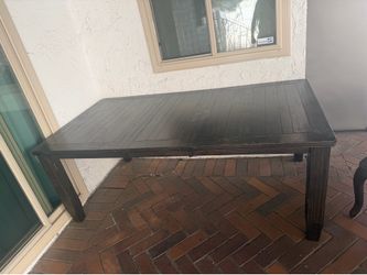 Table set free
