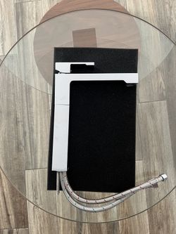 Porcelanosa NK logic Bathroom Faucet (x2)
