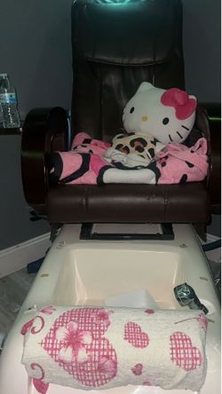 Massage/pedicure chair