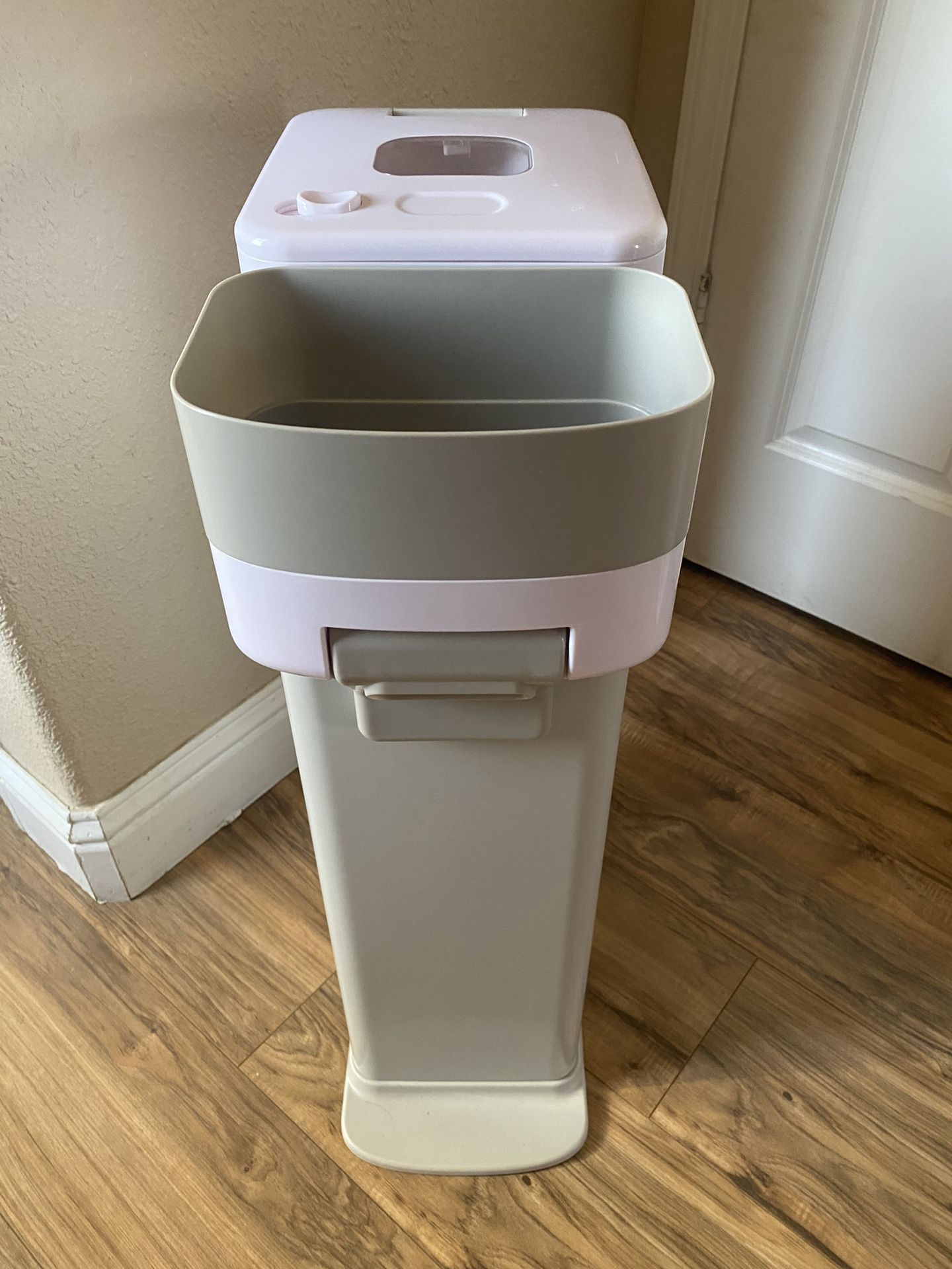 Skip*Hop Diaper Pail 