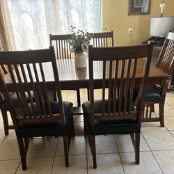 Wood Dining room table with extension