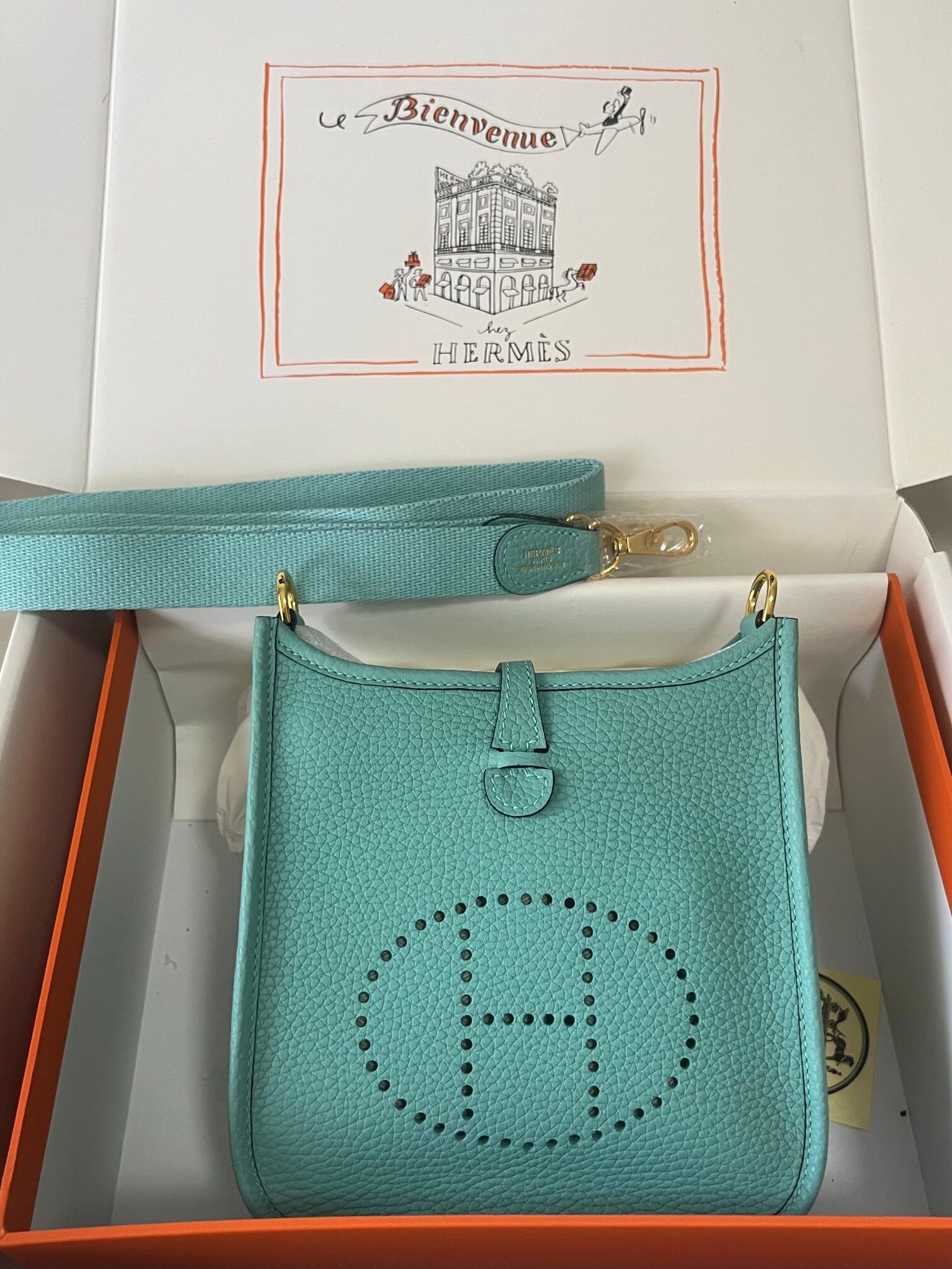 hermes bag women's not 2k 400