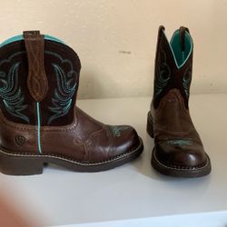 Their Ariat Their Woman’s Boot Size7.5b New Only Uesd  To Times 