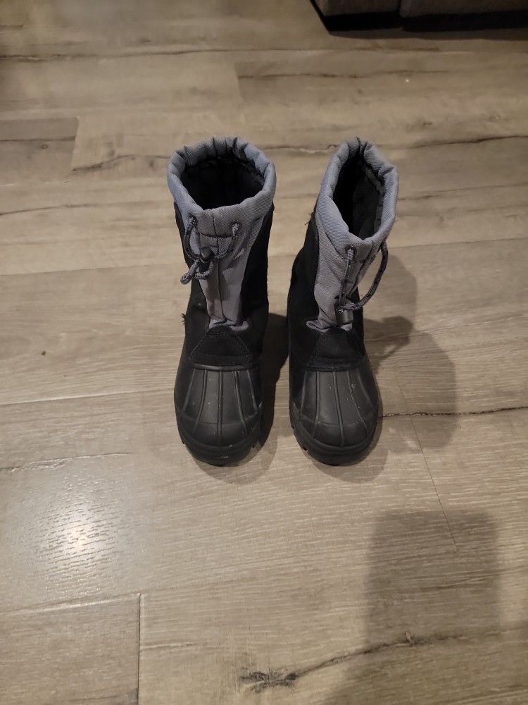 Snow Boots