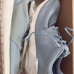 Nike Roshe One Premium Size 10.5