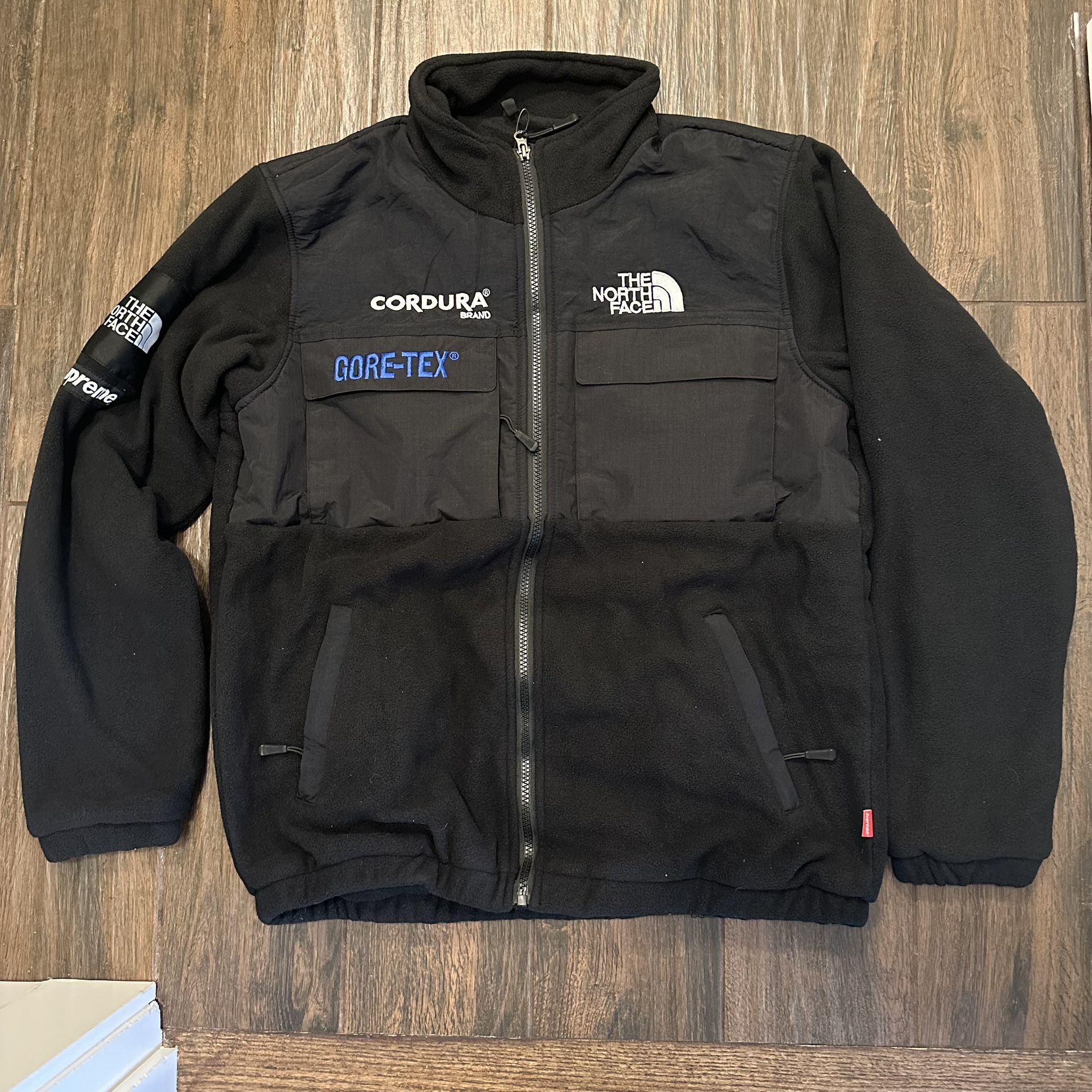 Supreme The North Face Expedition Fleece