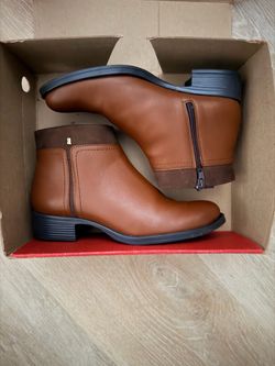 Women’s Size 9 Andrea Ankle Boots – Excellent Condition