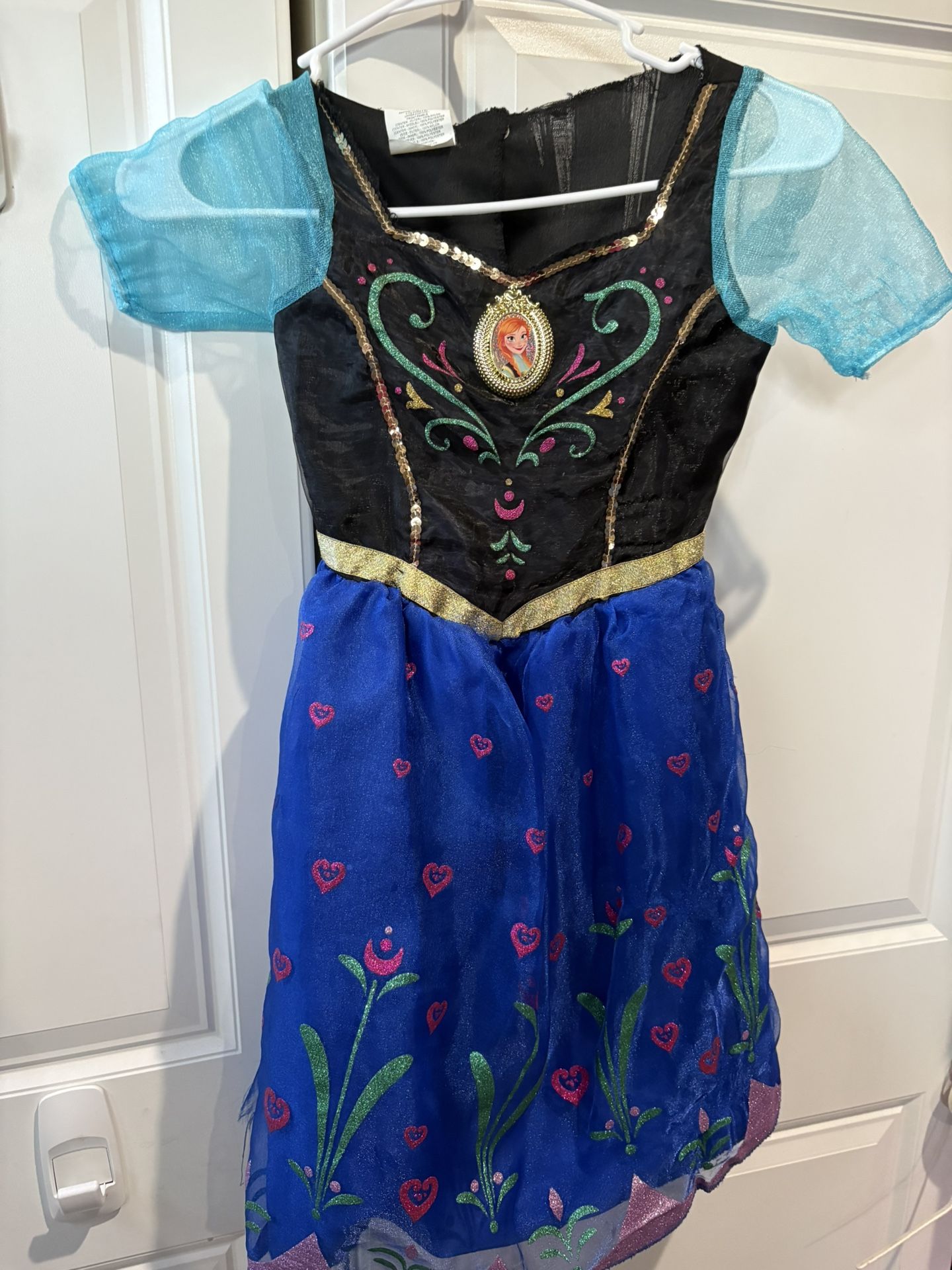  Girl’s Size 4-6 Disney’s Princess Anna from Frozen Costume For Halloween Or Dress Up
