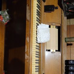 Wurlitzer Piano 